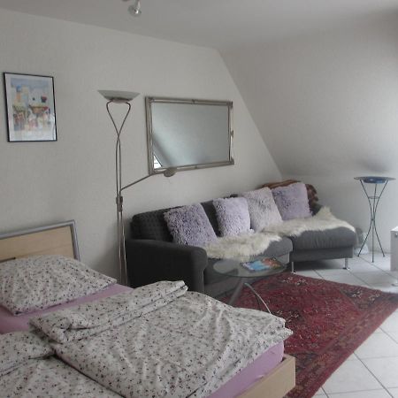 Fewo - Mitten In Freiburg Buitenkant foto