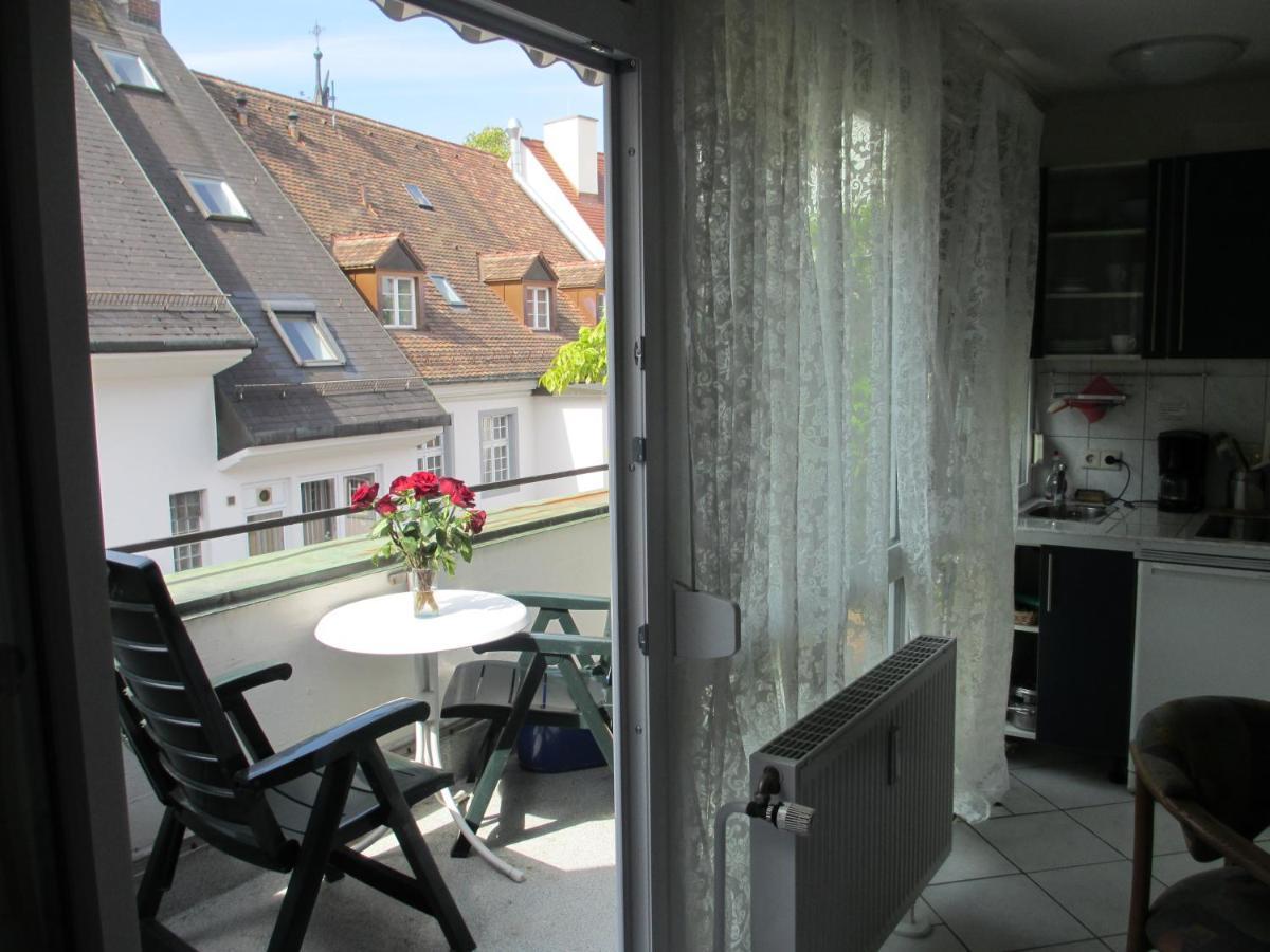 Fewo - Mitten In Freiburg Buitenkant foto